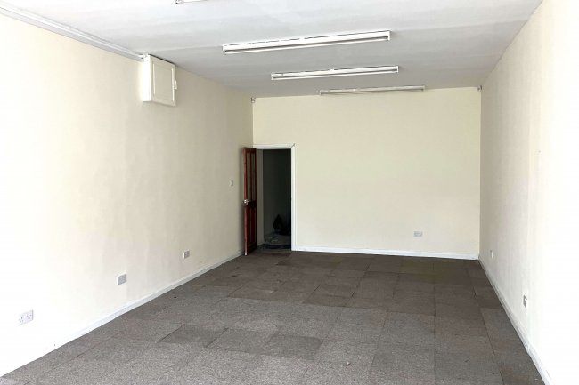 57 & 57a High Street, Willington, Co Durham DL15 0PF 7