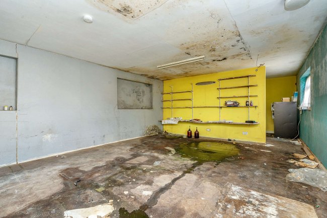 Freehold Building rear of 40 Ash Road, Aldershot, GU12 4EZ 5