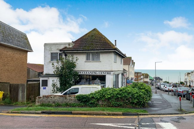 38 Longridge Avenue, Saltdean, Brighton, BN2 8LJ 2