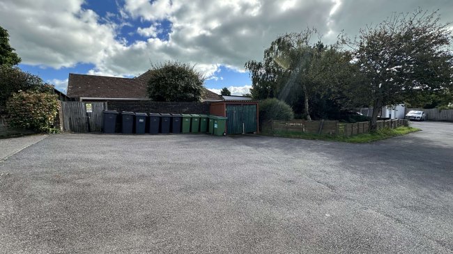 Alexandra Parade & Iden Court, Hastings, East Sussex, TN34 2PQ 9