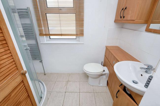 85b Boston Manor Road, Brentford, Middlesex, TW8 9JQ 6