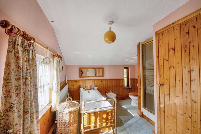 Witch Tree Farm, Witch Tree Lane, Hempstead, Saffron Walden, Essex, CB10 2PN 4