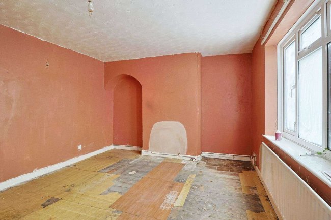 5 Fryern Close, Chandlers Ford, Eastleigh, Hampshire SO53 2LF 1