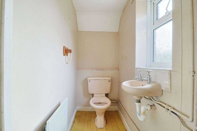 5 Fryern Close, Chandlers Ford, Eastleigh, Hampshire SO53 2LF 1