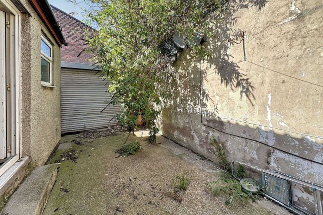 4 Harlow Street, Sunderland, SR4 7AR 3