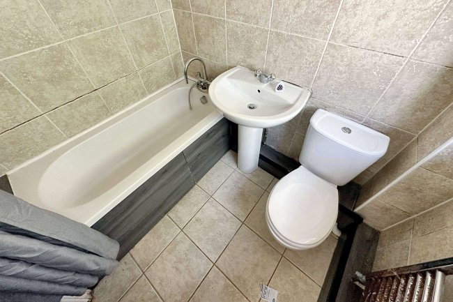 4 Harlow Street, Sunderland, SR4 7AR 3