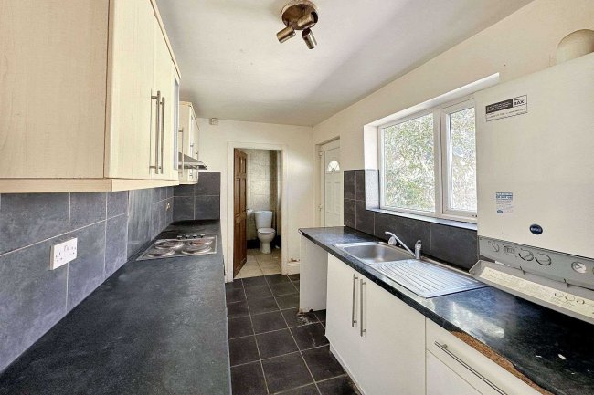 4 Harlow Street, Sunderland, SR4 7AR 3