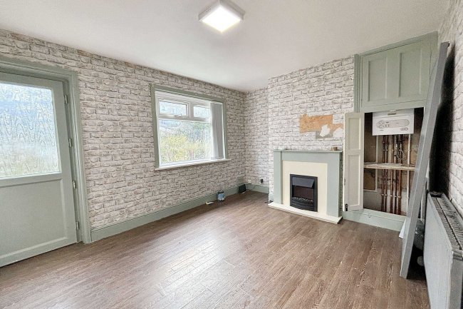 17 Primrose Grove, Keighley, BD21 4NP 4