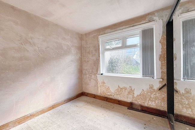 17 Primrose Grove, Keighley, BD21 4NP 4