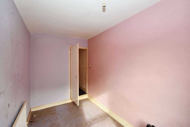 8 Paget Road, Leicester, LE3 5HL 3