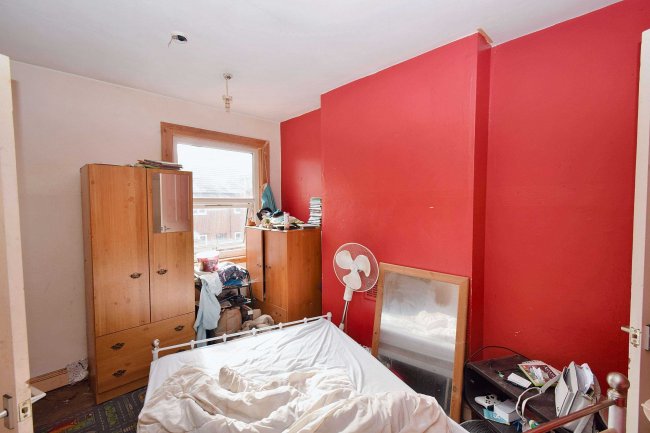 8 Paget Road, Leicester, LE3 5HL 3