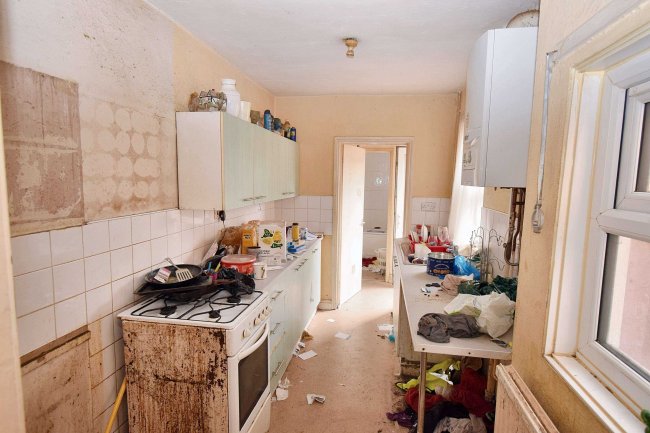 8 Paget Road, Leicester, LE3 5HL 3