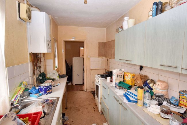 8 Paget Road, Leicester, LE3 5HL 3