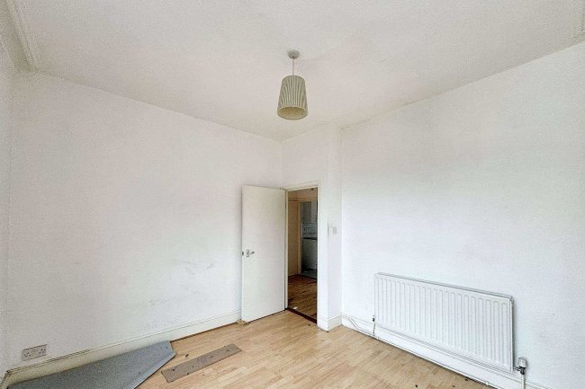 Flat C, 22 Lushington Road,  Harlesden, London NW10 5UU 7