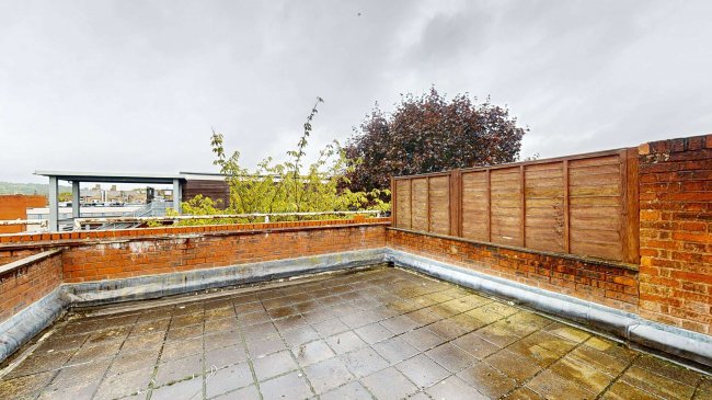 245 Lightfoot Road, Hornsey, London, N8 7JQ 5