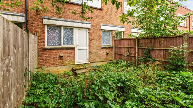 245 Lightfoot Road, Hornsey, London, N8 7JQ 5