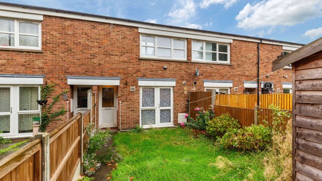 245 Lightfoot Road, Hornsey, London, N8 7JQ 5