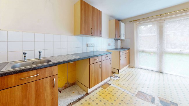 245 Lightfoot Road, Hornsey, London, N8 7JQ 5