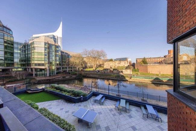 Abbey Wharf, 57 Kings Road, Reading, RG1 3AB 4
