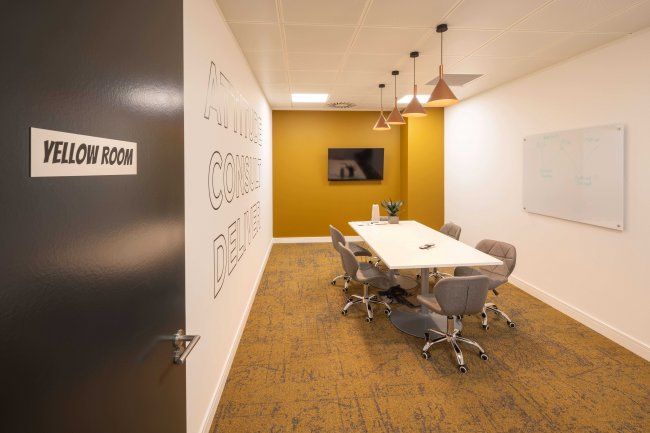 Abbey Wharf, 57 Kings Road, Reading, RG1 3AB 4