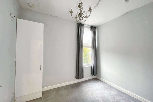 Flat 2, 79 East Street, Bedminster, Bristol, BS3 4EX 1