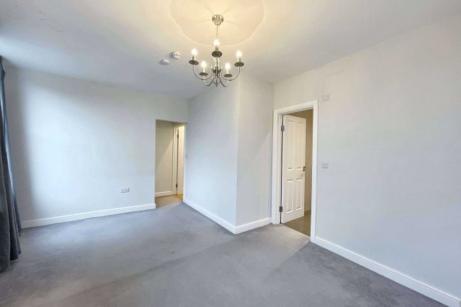 Flat 3, 79 East Street, Bedminster, Bristol, BS3 4EX 10