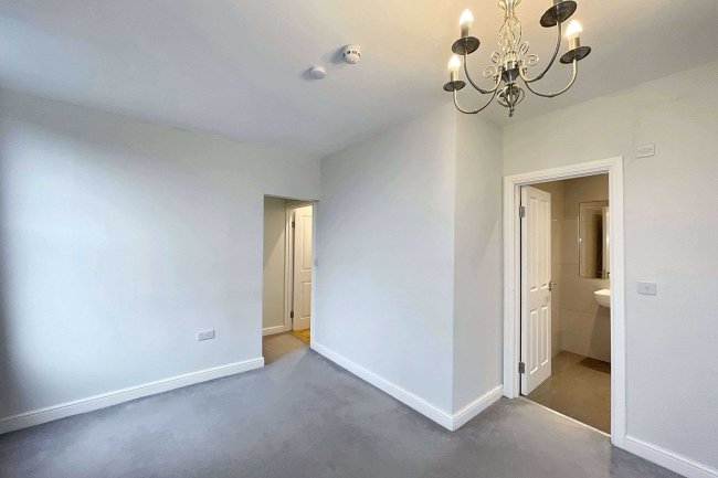 Flat 3, 79 East Street, Bedminster, Bristol, BS3 4EX 10