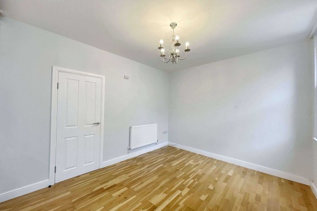 Flat 3, 79 East Street, Bedminster, Bristol, BS3 4EX 10