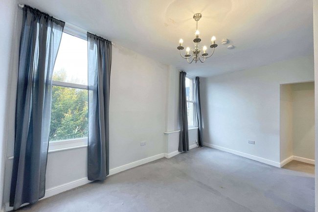 Flat 3, 79 East Street, Bedminster, Bristol, BS3 4EX 10