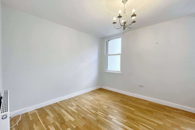 Flat 3, 79 East Street, Bedminster, Bristol, BS3 4EX 10