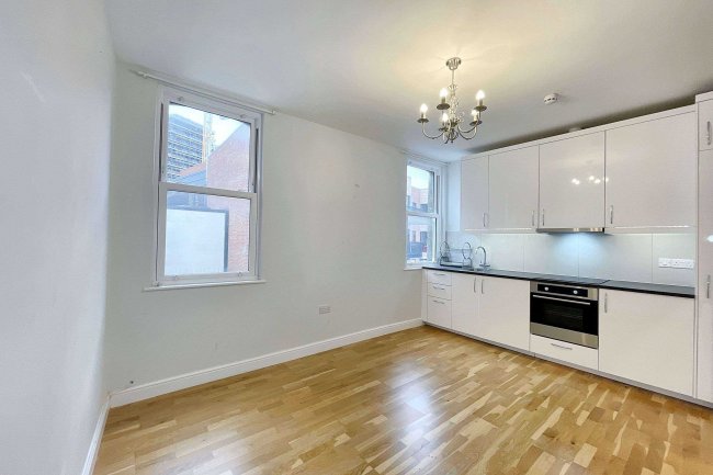 Flat 3, 79 East Street, Bedminster, Bristol, BS3 4EX 10