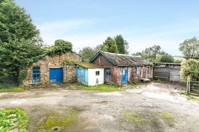 Home Farm, 21-23 Woolley Bridge, Glossop, Derbyshire SK13 2NX 8