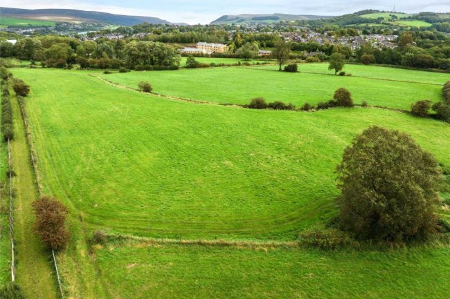Home Farm, 21-23 Woolley Bridge, Glossop, Derbyshire SK13 2NX 8