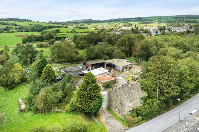 Home Farm, 21-23 Woolley Bridge, Glossop, Derbyshire SK13 2NX 8