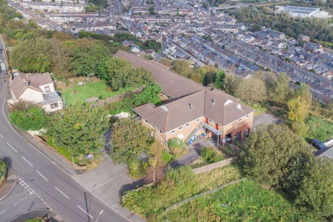 Willows Mountain Ash, Llanwonno Road, Perthcelyn, Rhondda Cynon, Taff, Wales, CF45 3LJ 3