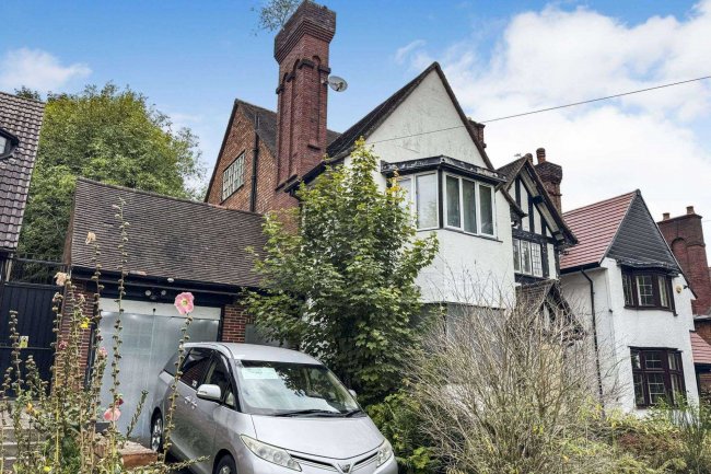 32 Hinstock Road, Handsworth, Birmingham, B20 2EU 3