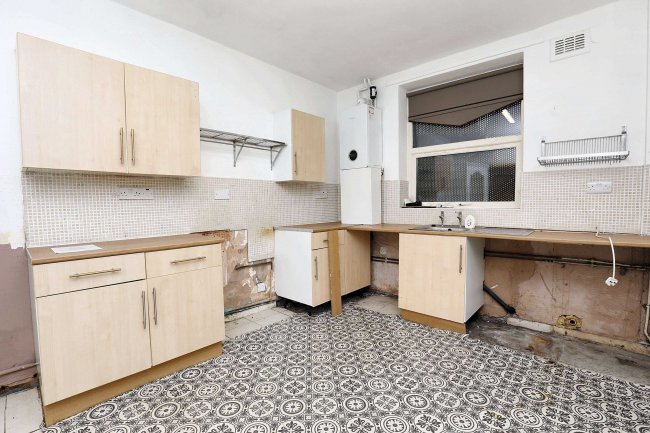 29 Wadham Road, Bootle, Merseyside, L20 7DG 7