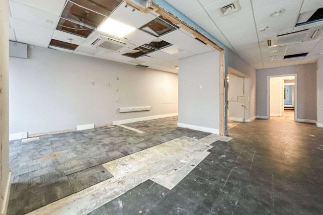 7-8 High Street, Ryde, Isle of Wight, PO33 2PN 5