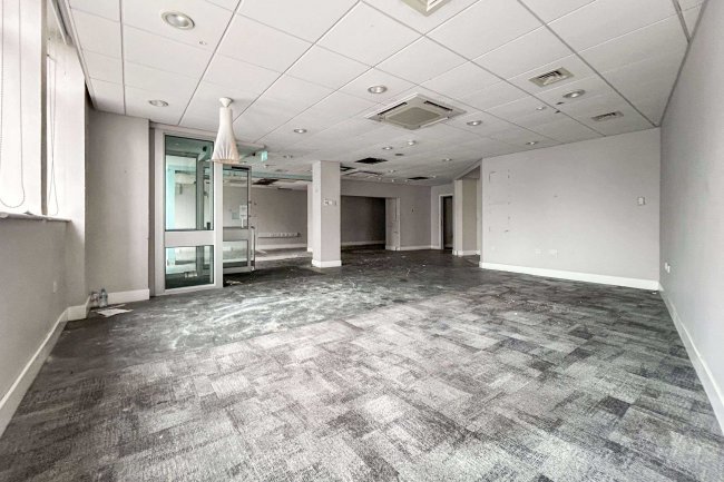 7-8 High Street, Ryde, Isle of Wight, PO33 2PN 5