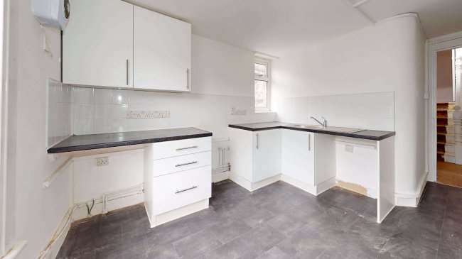 Flats A & B, 29 Hemberton Road, Clapham, London, SW9 9LF 10