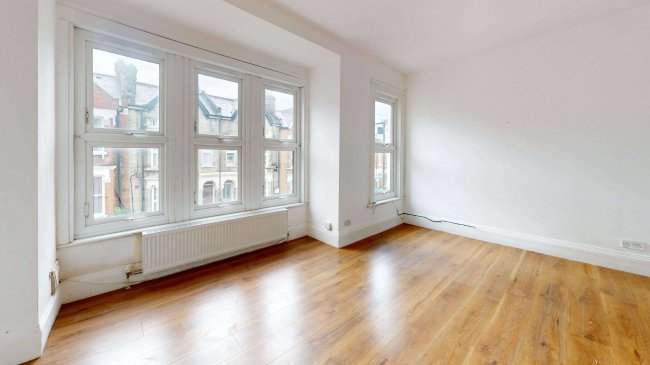 Flats A & B, 29 Hemberton Road, Clapham, London, SW9 9LF 10