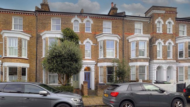 Flat B 26 Stansfield Road, London, Brixton, London, SW9 9RZ 9