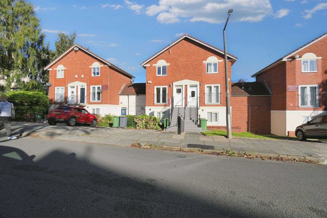 5 Newburn, 2 Lorne Road Prenton CH43 1XB 1