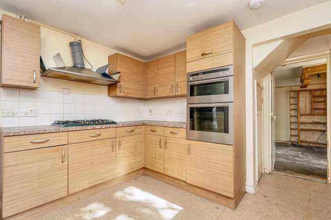 10 Cottage Park Road, Hedgerley, Slough, SL2 3YJ 3