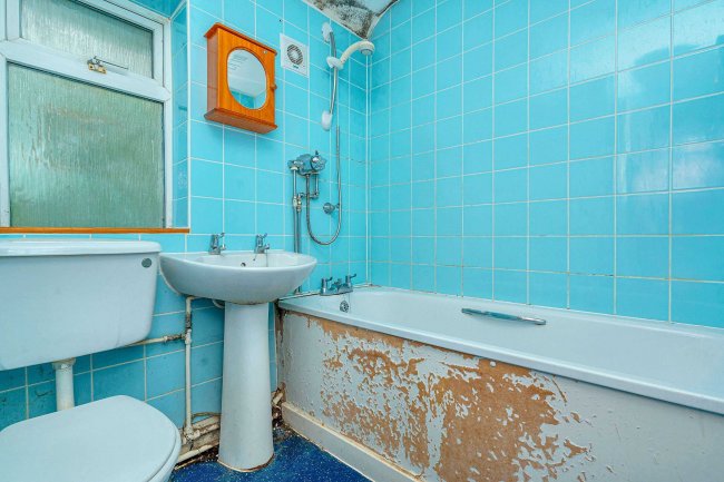 10 Cottage Park Road, Hedgerley, Slough, SL2 3YJ 3