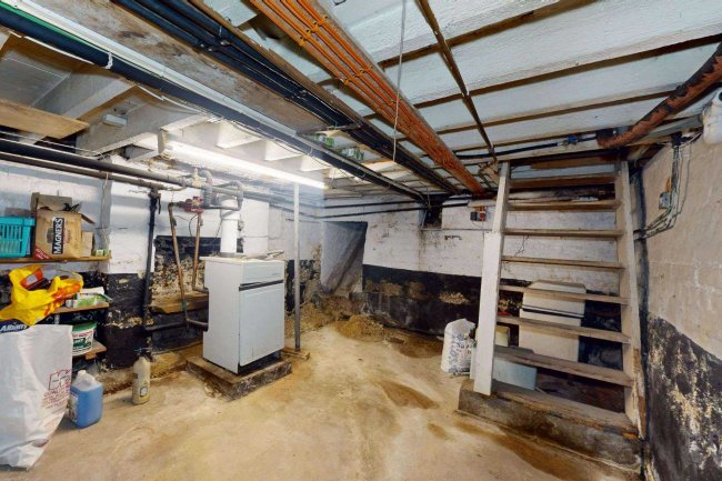 The Former Lord Raglan Pub, 158 Burrage Road, Woolwich, London SE18 7LA 1