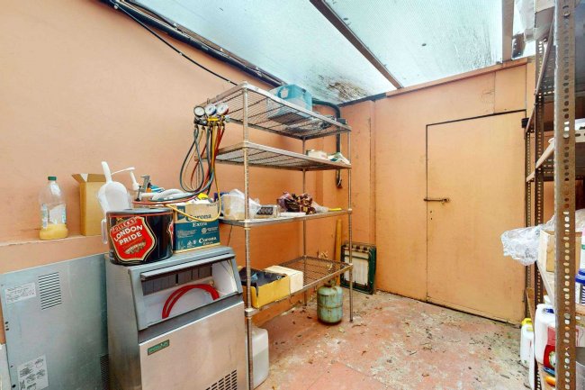 The Former Lord Raglan Pub, 158 Burrage Road, Woolwich, London SE18 7LA 1