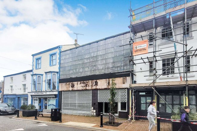 55 High Street, Holywell, Flintshire CH8 7TF 36