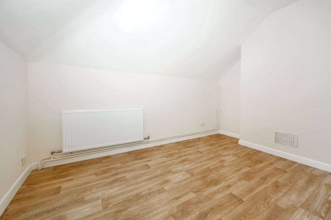 6 Somerset Road, Southsea, Hampshire PO5 2NL 6