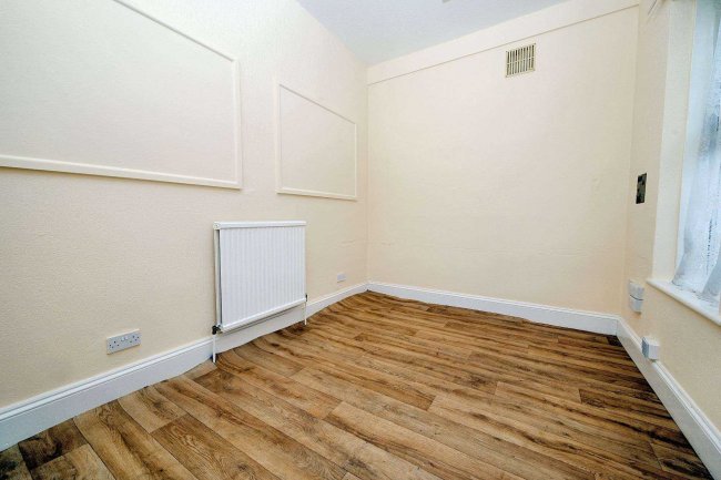 6 Somerset Road, Southsea, Hampshire PO5 2NL 6